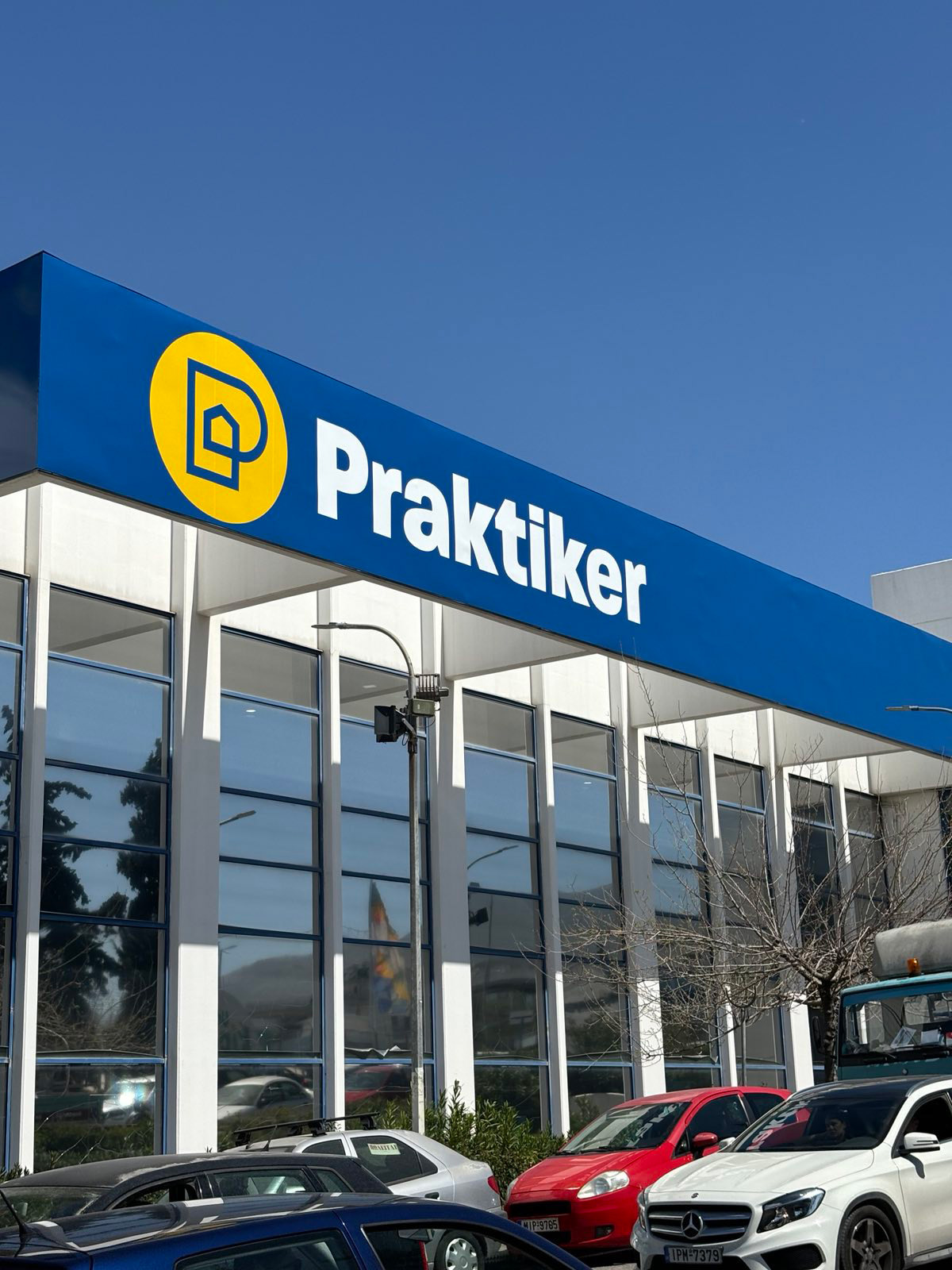 Φωτεινές Επιγραφές Praktiker